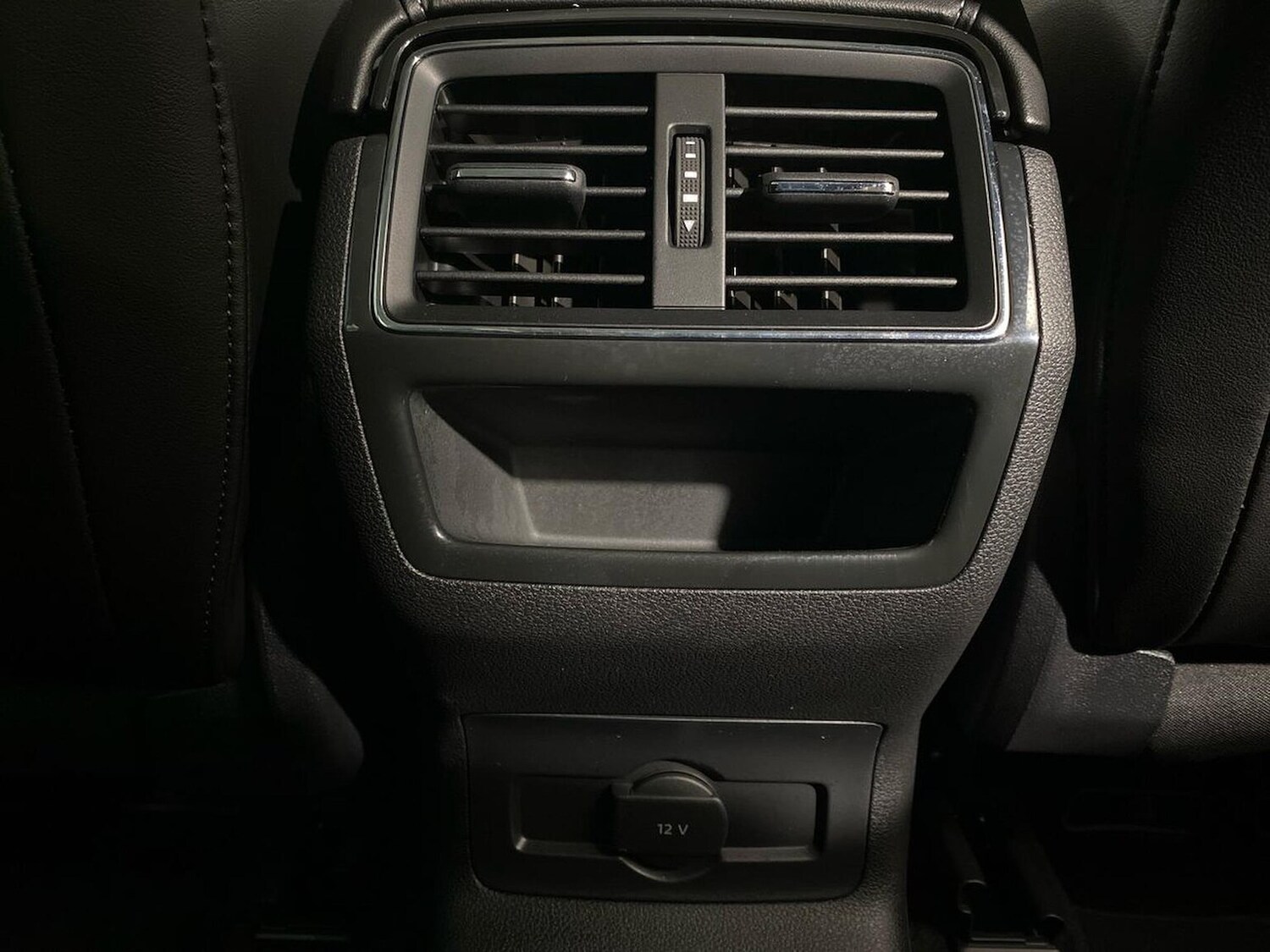 Used Skoda Karoq 2024 for sale - 76273539: Photo 43