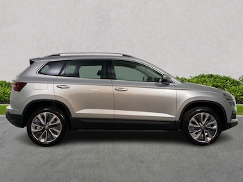 Used Skoda Karoq 2024 for sale - 76273539: Photo