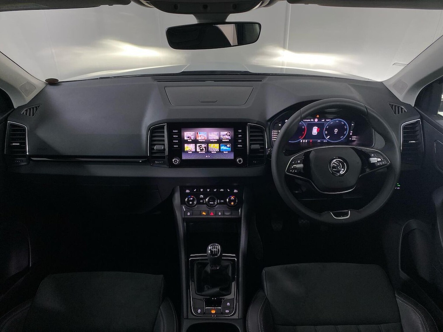 Used Skoda Karoq 2024 for sale - 76273539: Photo 9