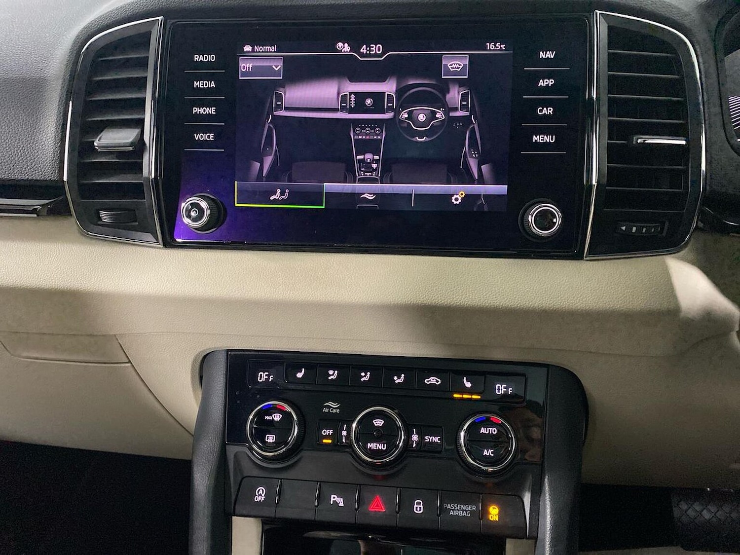 Used Skoda Karoq 2023 for sale - 76300815: Photo 13