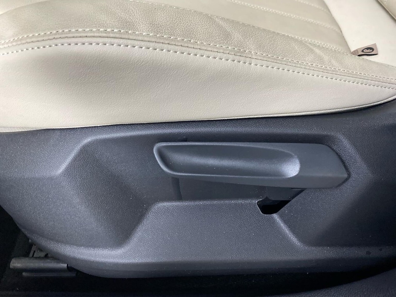 Used Skoda Karoq 2023 for sale - 76300815: Photo 31