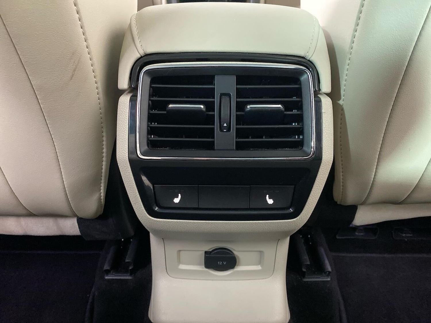 Used Skoda Karoq 2023 for sale - 76300815: Photo 41