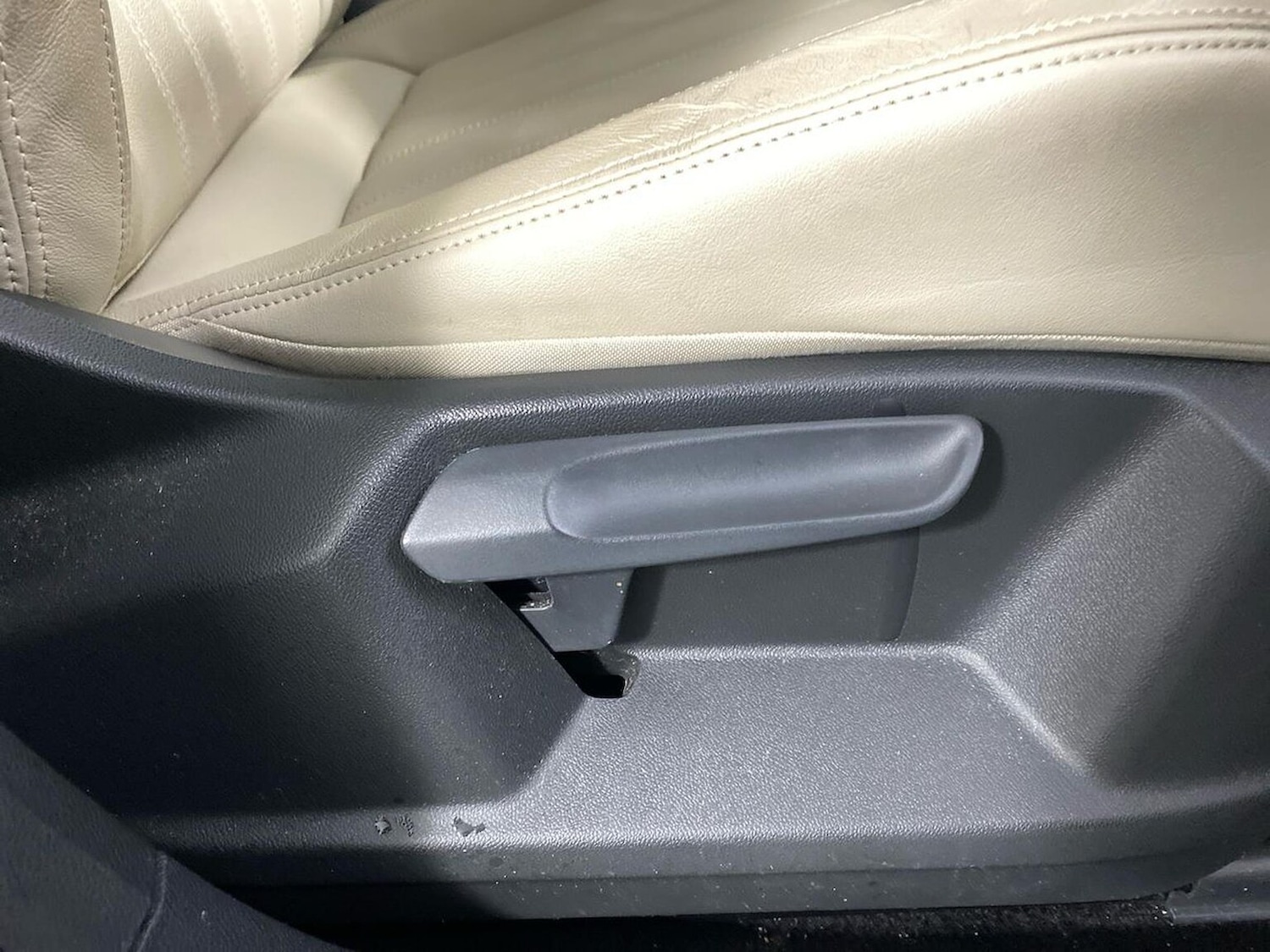 Used Skoda Karoq 2023 for sale - 76300815: Photo 44