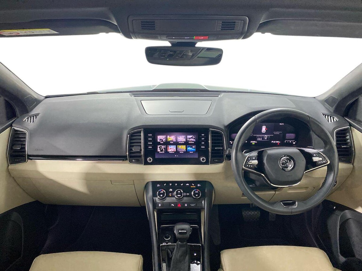 Used Skoda Karoq 2023 for sale - 76300815: Photo 9