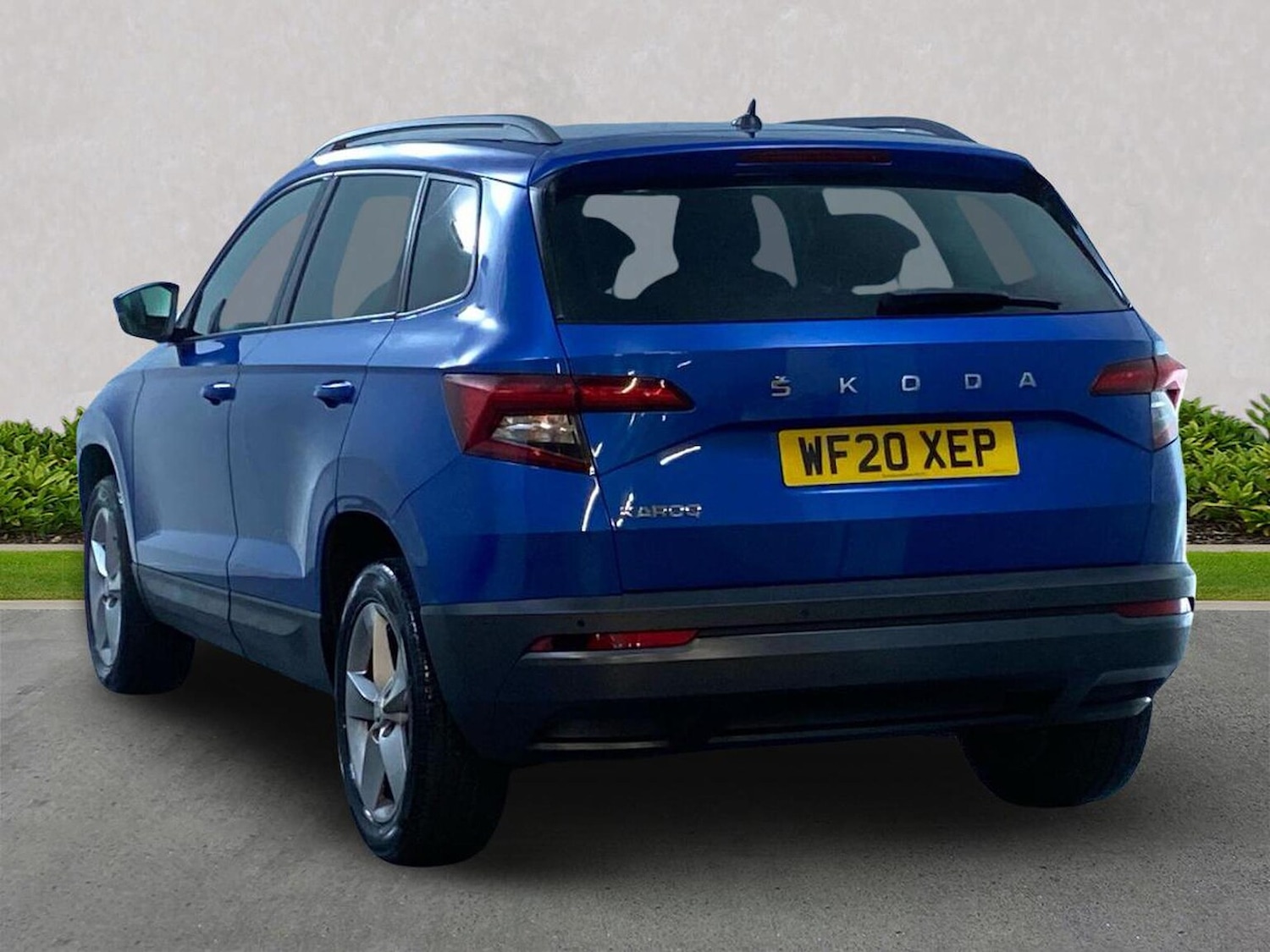 Used Skoda Karoq 2020 for sale - 77528852: Photo 2