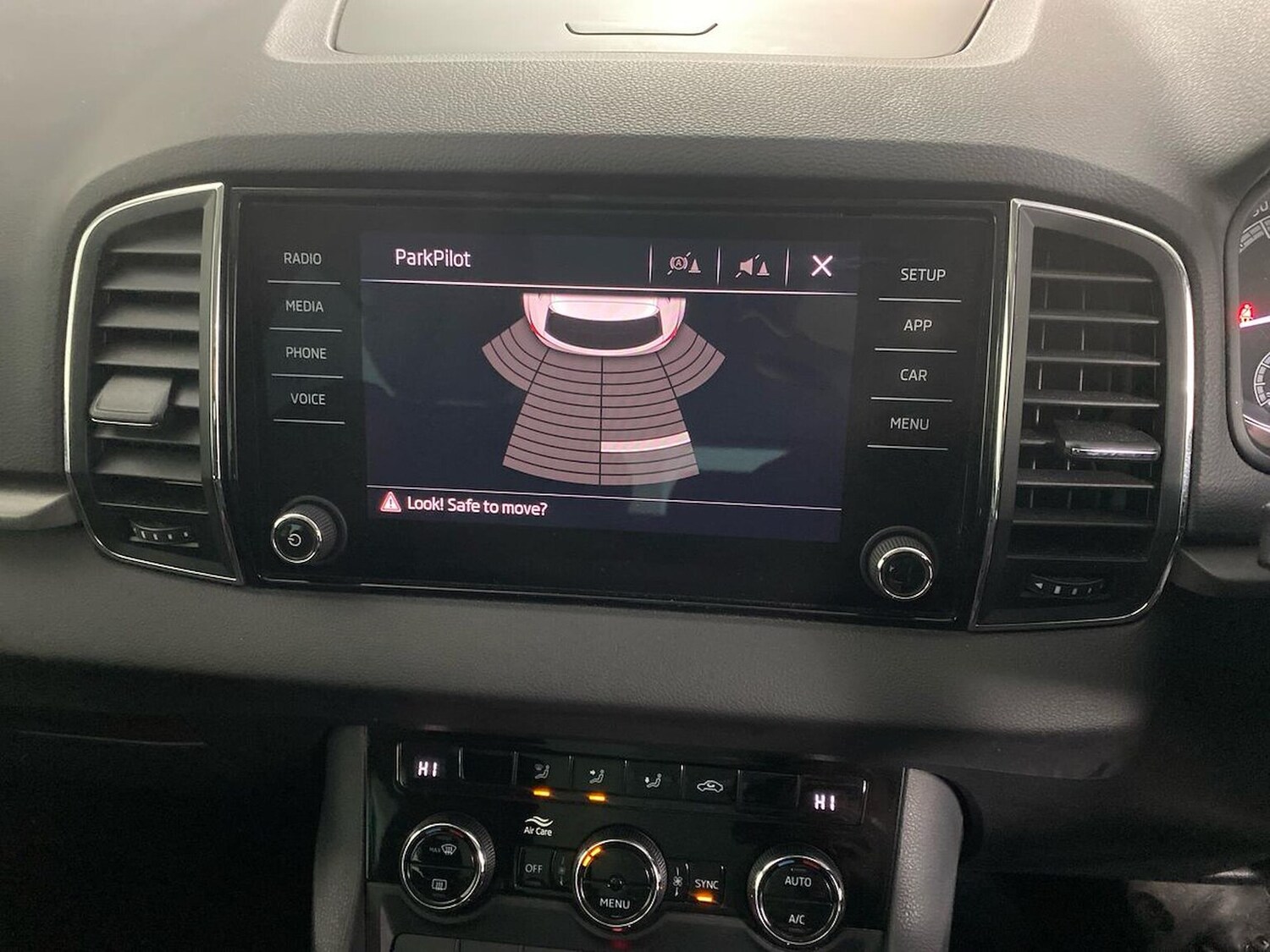 Used Skoda Karoq 2020 for sale - 77528852: Photo 23