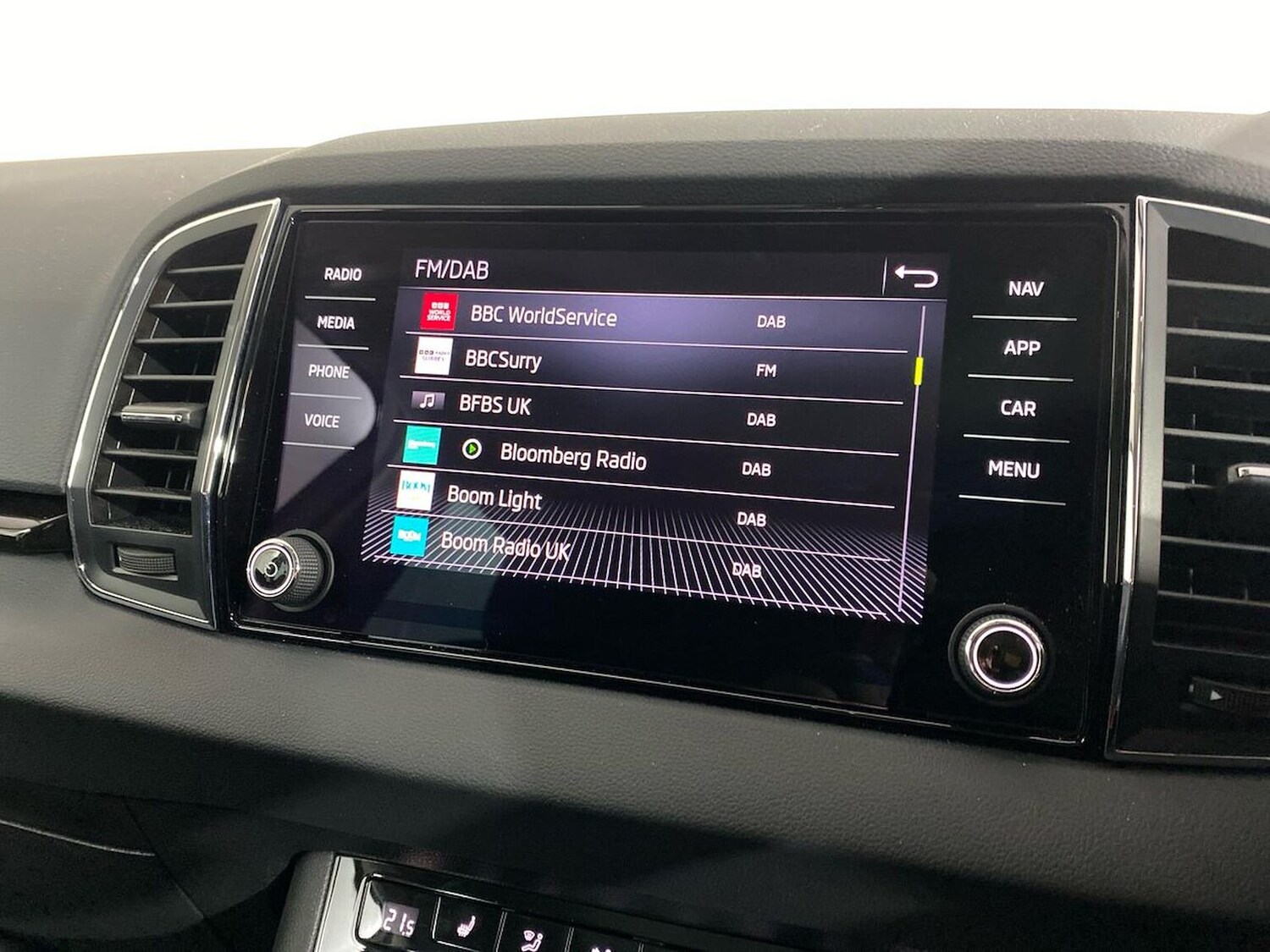 Used Skoda Karoq 2023 for sale - 76791854: Photo 11