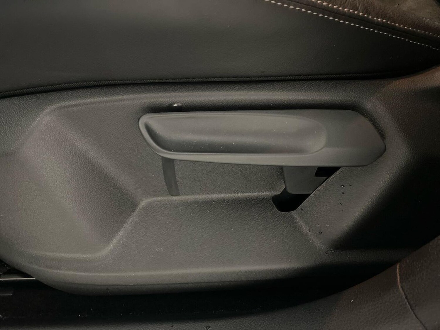 Used Skoda Karoq 2023 for sale - 76791854: Photo 30