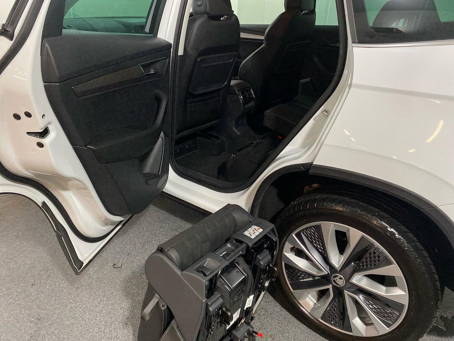 Used Skoda Karoq 2023 for sale - 76791854: Photo 48