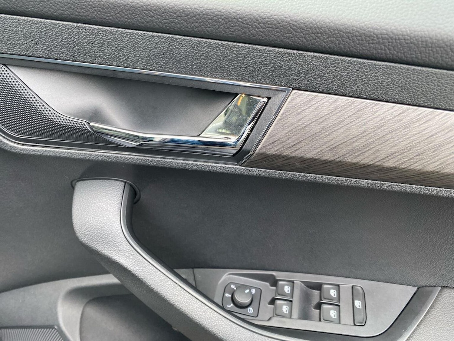 Used Skoda Karoq 2023 for sale - 76845262: Photo 21