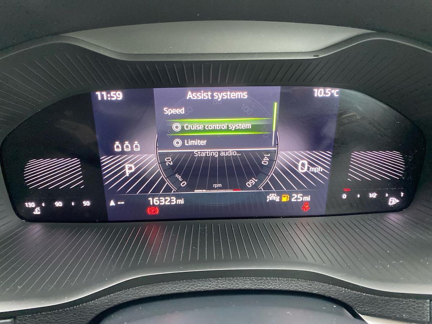 Used Skoda Karoq 2022 for sale - 76968988: Photo 11