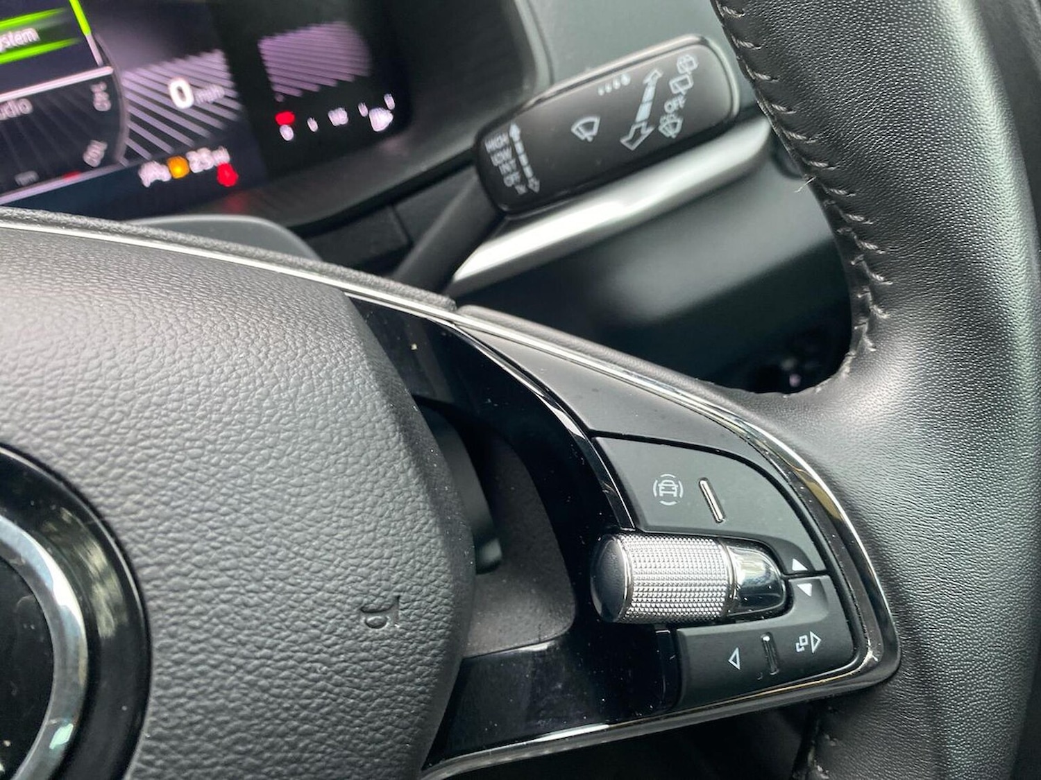 Used Skoda Karoq 2022 for sale - 76968988: Photo 30