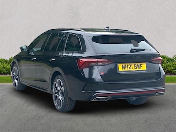 Used Skoda Octavia 2021 for sale - 75575528: Photo