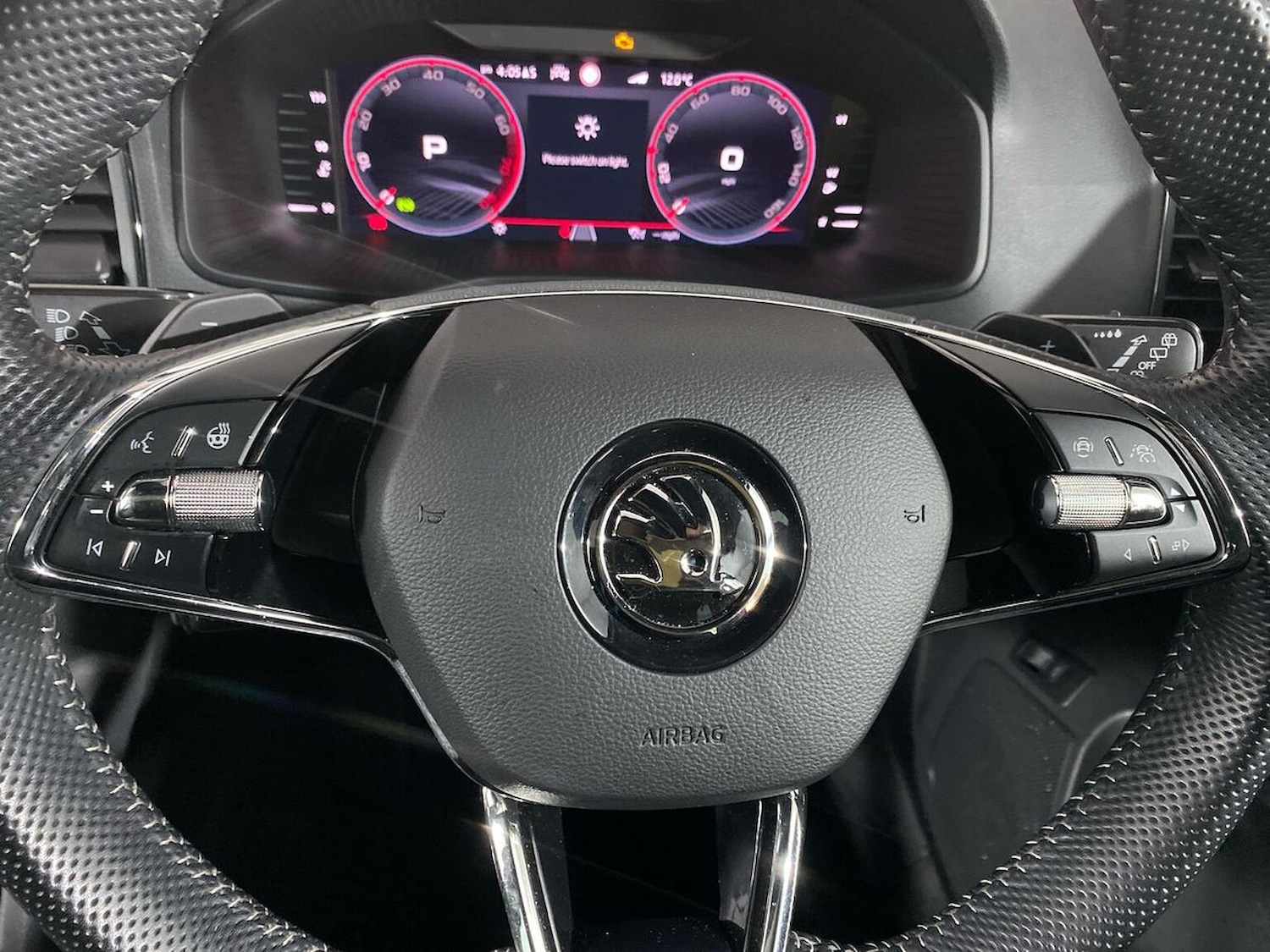 Used Skoda Karoq 2023 for sale - 77001870: Photo 27