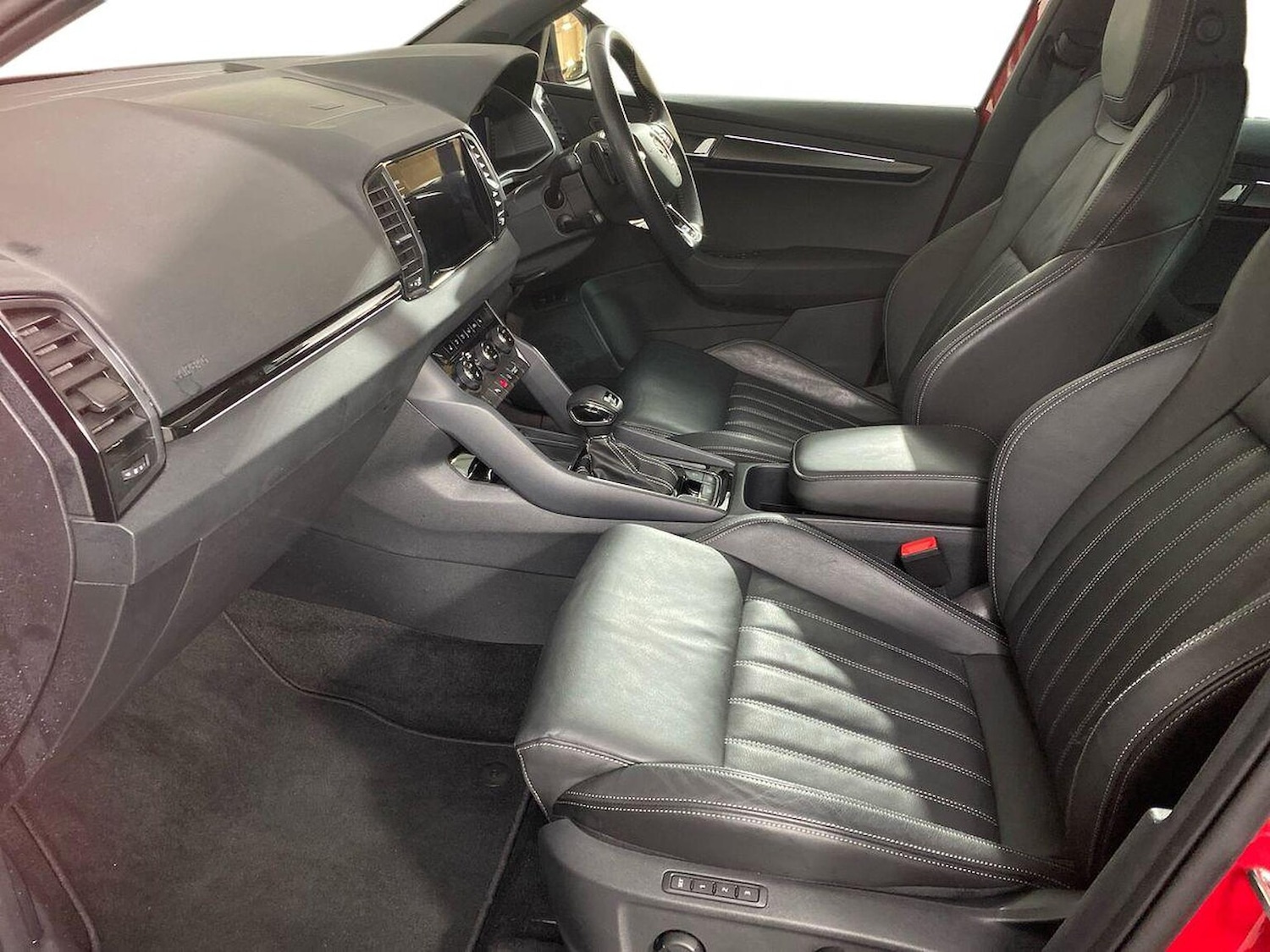 Used Skoda Karoq 2023 for sale - 77001870: Photo 8