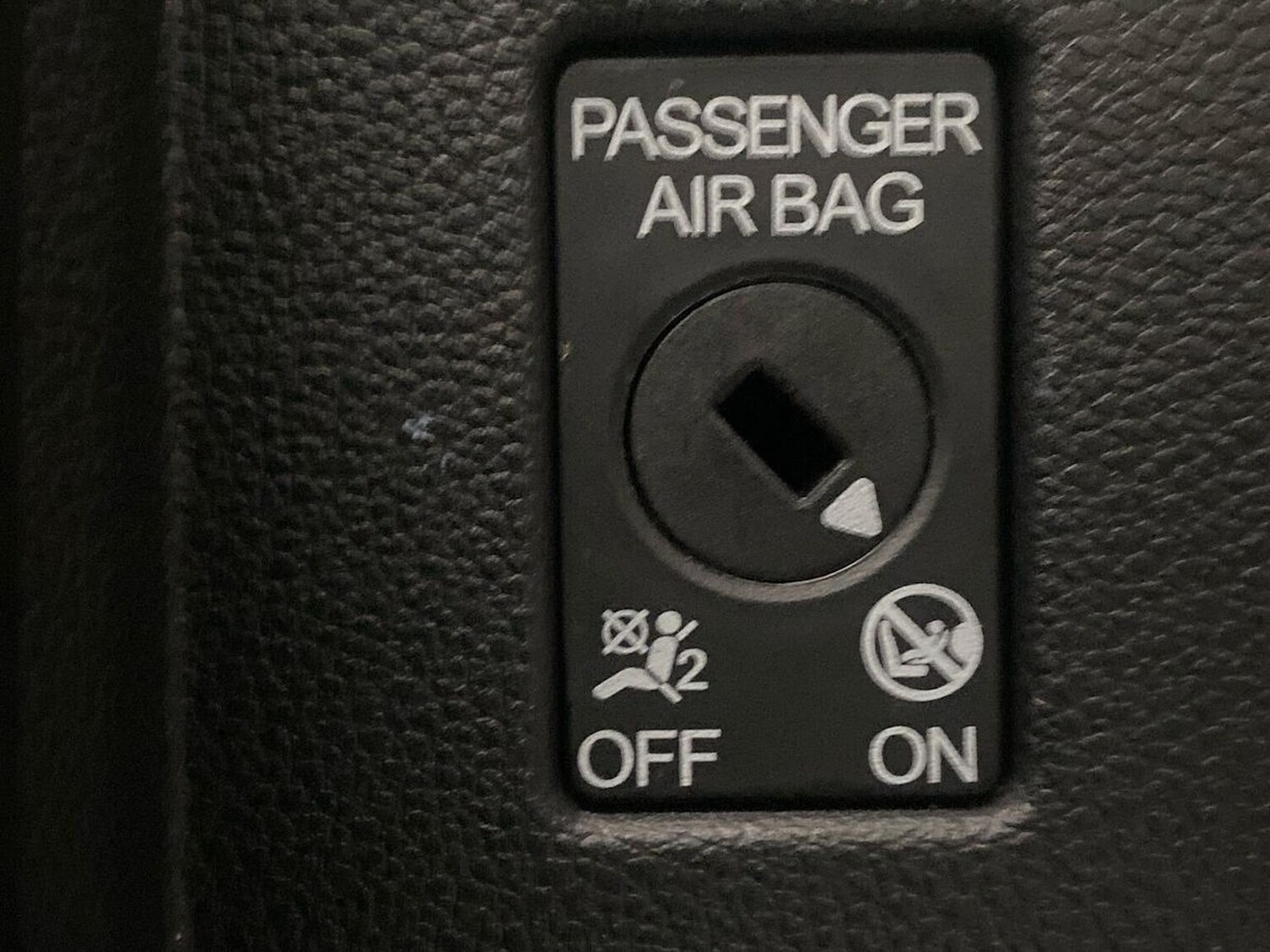 Used Skoda Karoq 2025 for sale - 77962326: Photo 31