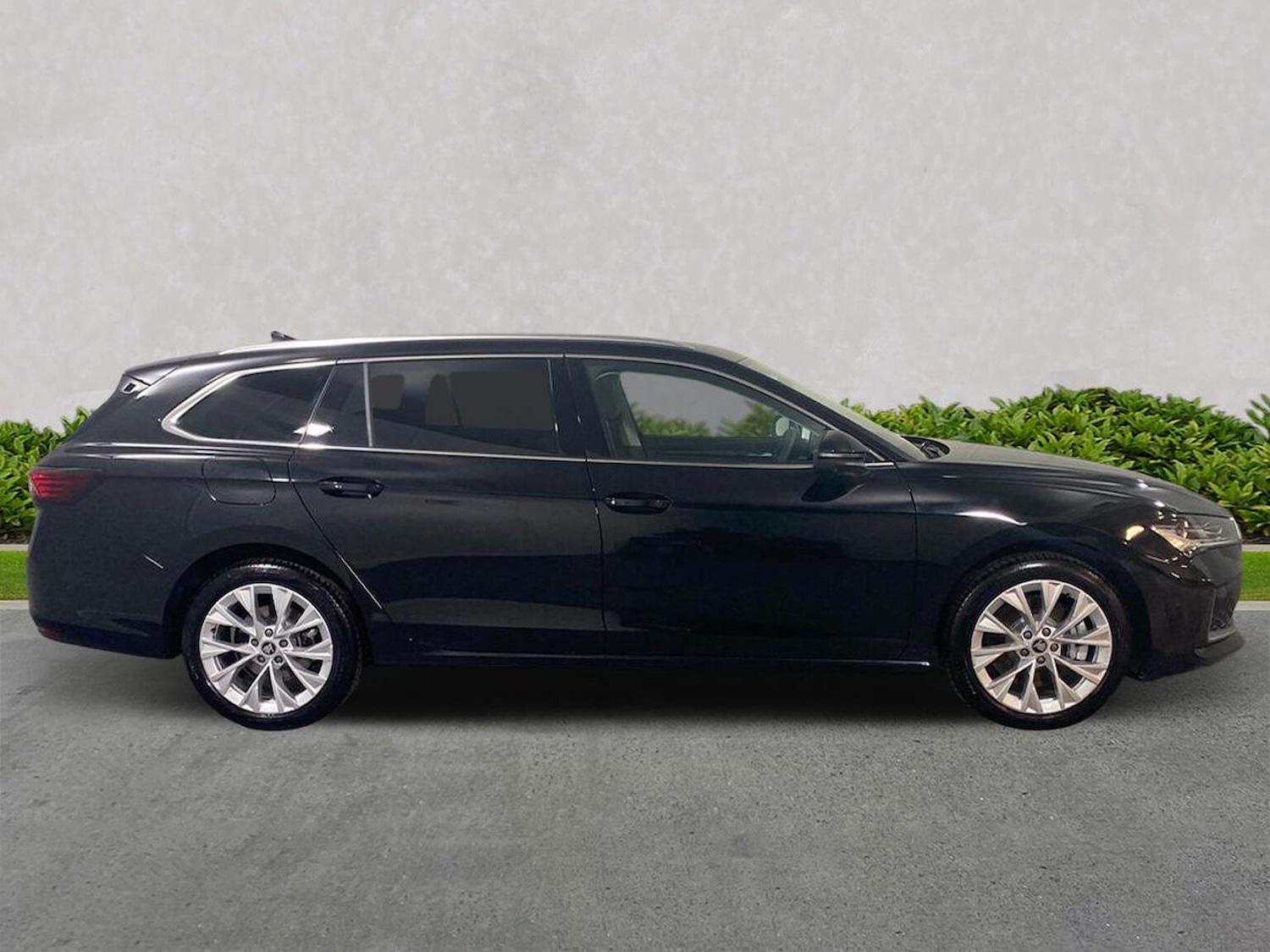 Used Skoda Superb 2025 for sale - 76089105: Photo 5