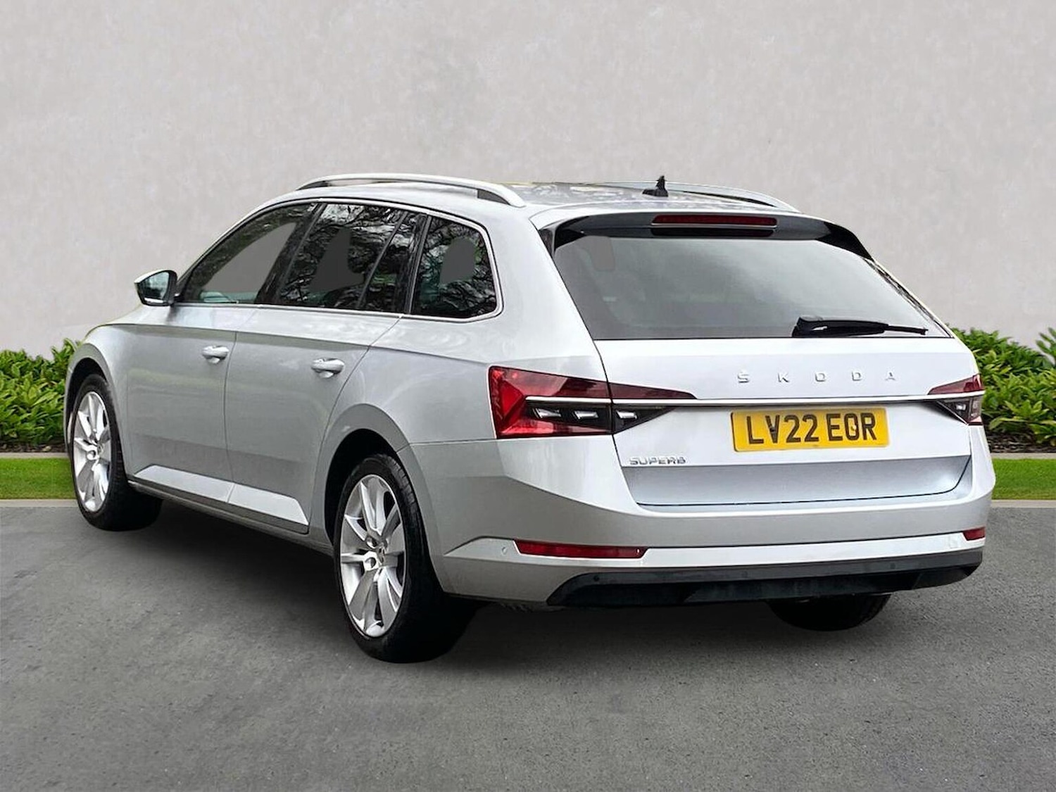 Used Skoda Superb 2022 for sale - 77024208: Photo 2