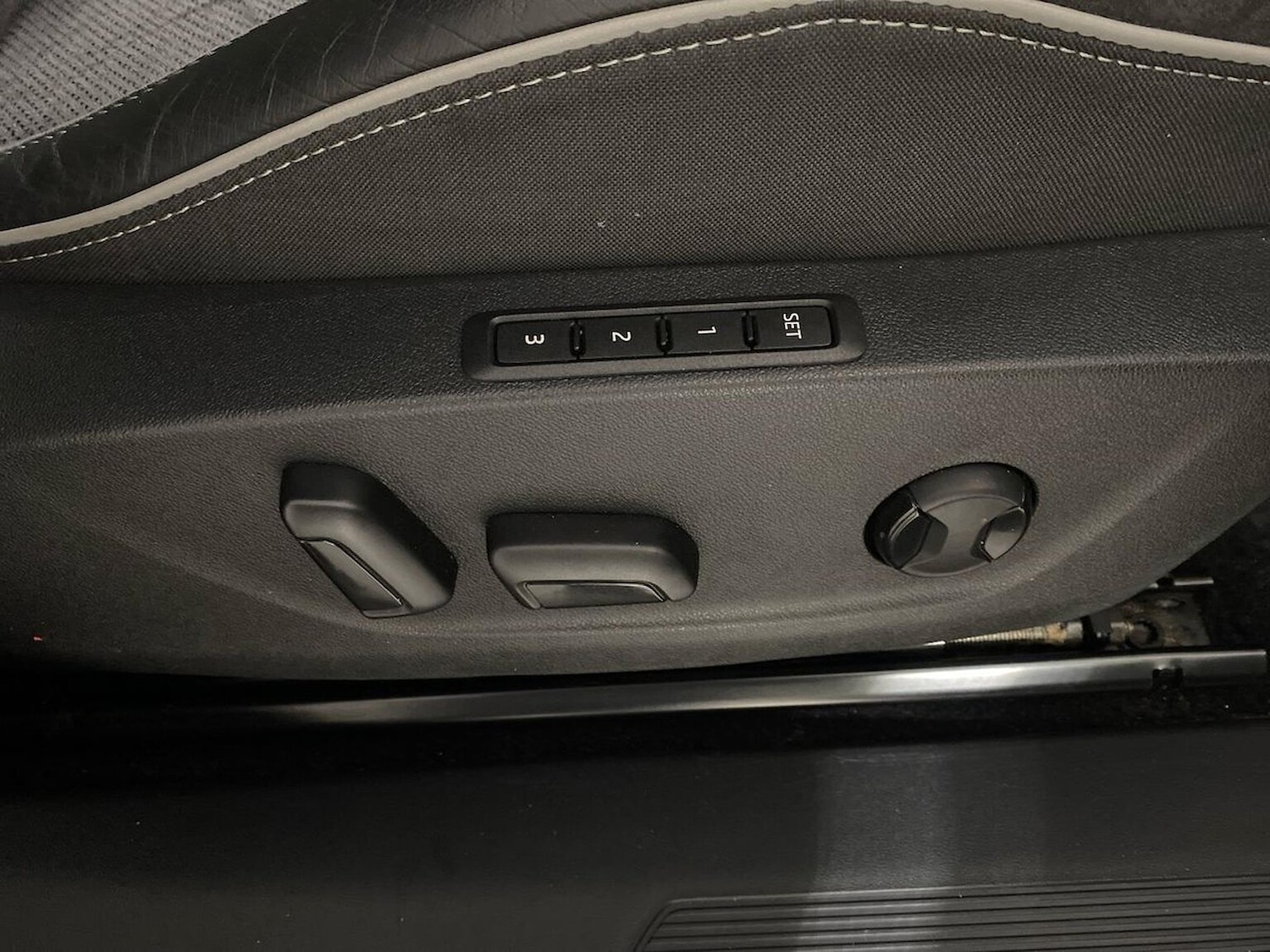 Used Skoda Enyaq 2023 for sale - 76257805: Photo 30