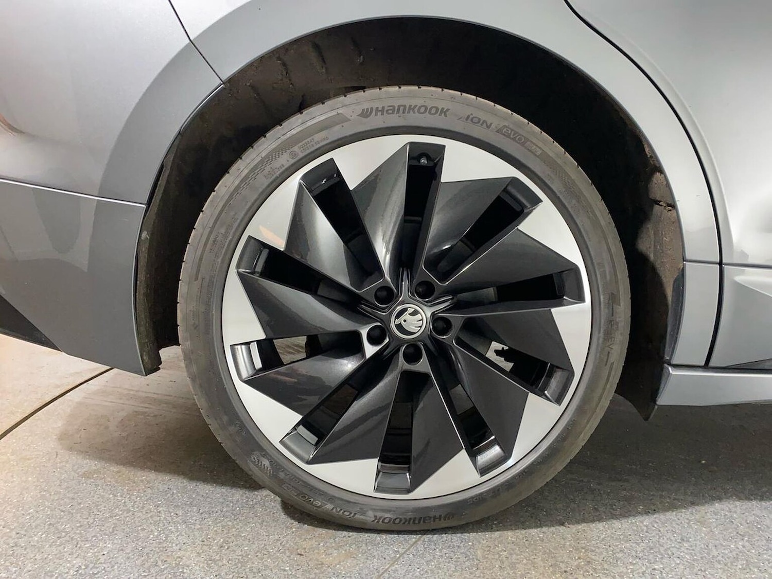 Used Skoda Enyaq 2023 for sale - 76257805: Photo 6