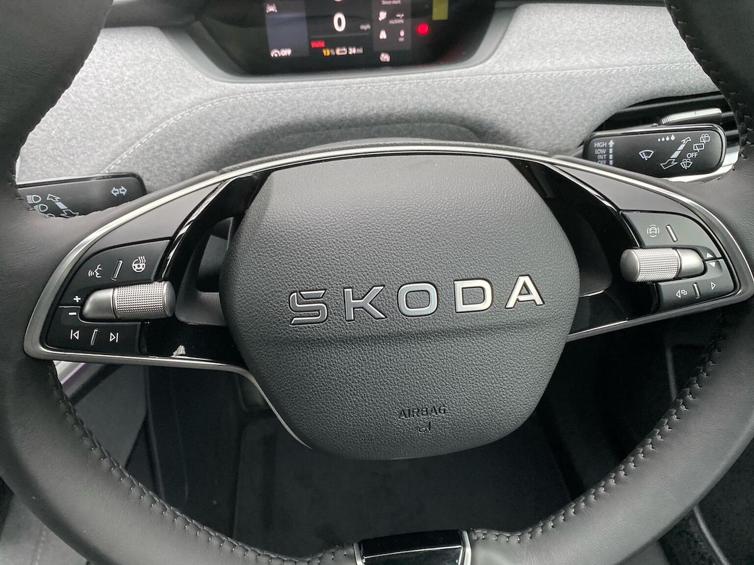 Used Skoda Enyaq 2025 for sale - 76979890: Photo 27