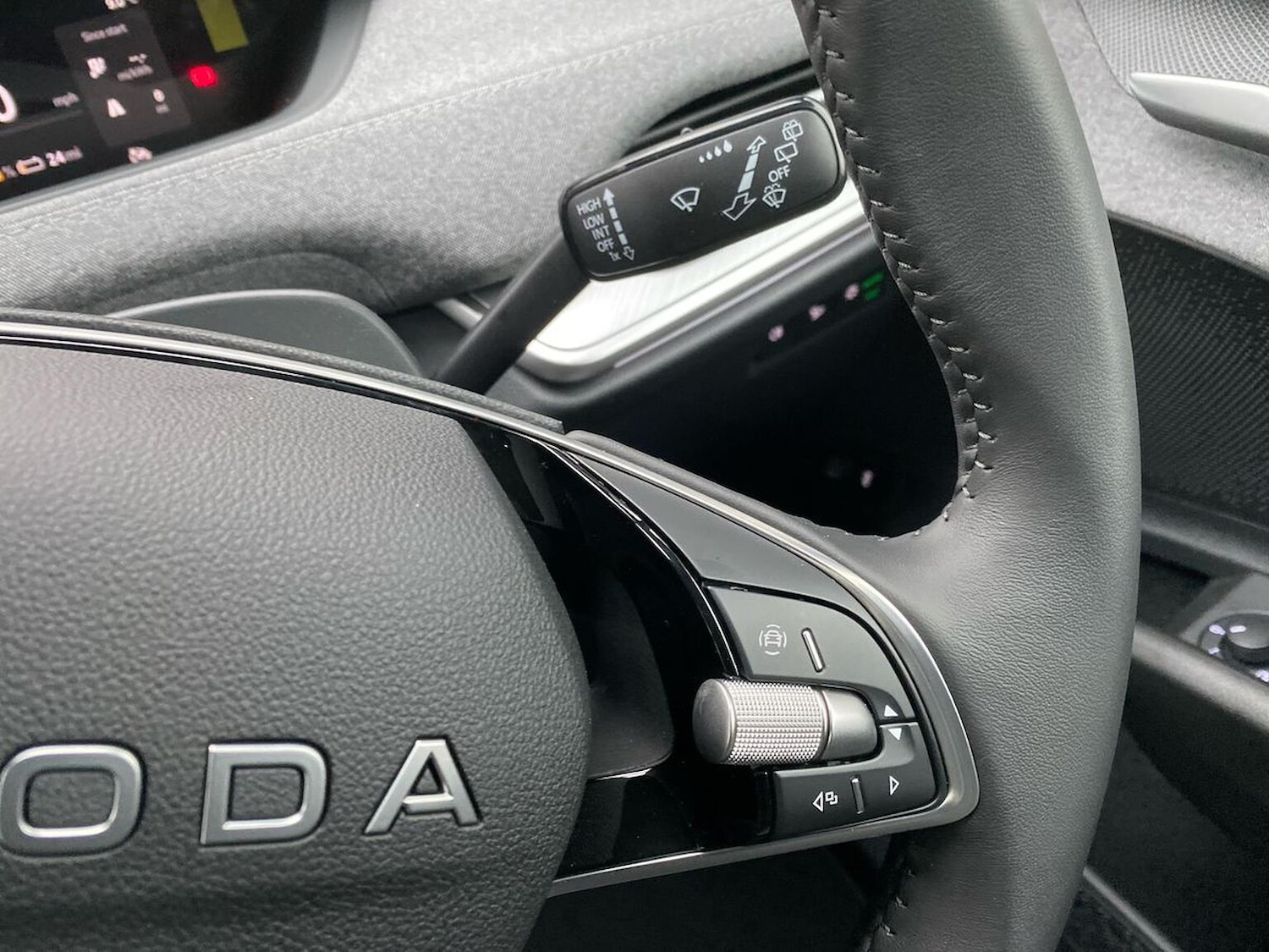 Used Skoda Enyaq 2025 for sale - 76979890: Photo 30