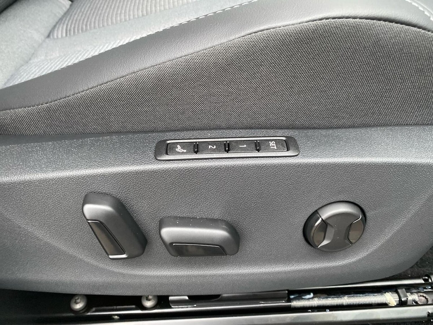 Used Skoda Enyaq 2025 for sale - 76979890: Photo 31