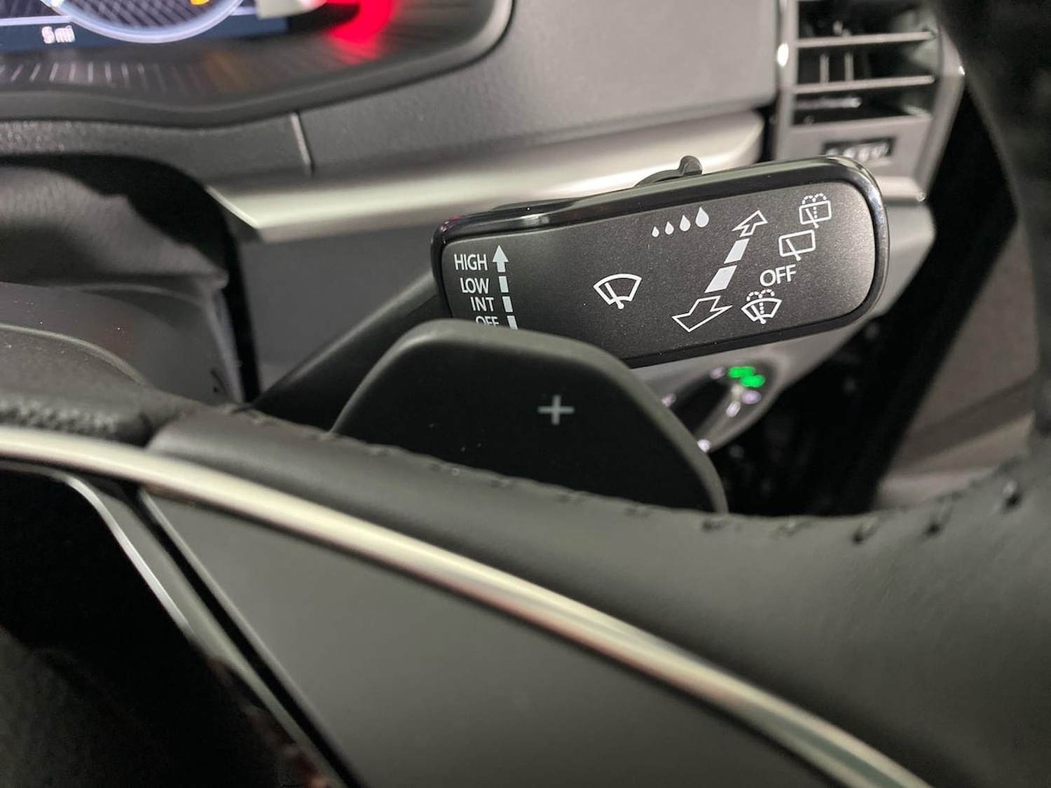 Used Skoda Karoq 2025 for sale - 76273545: Photo 29