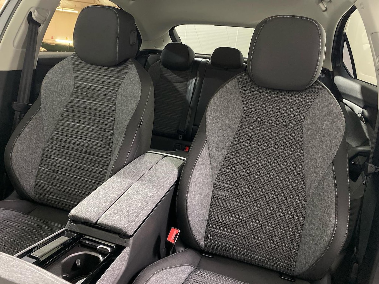 Used Skoda Superb 2025 for sale - 76490618: Photo 38