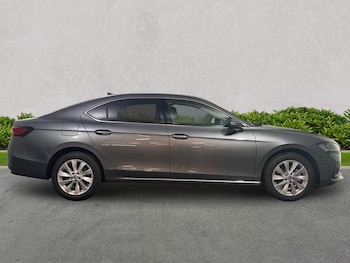 Used Skoda Superb 2025 for sale - 76490618: Photo