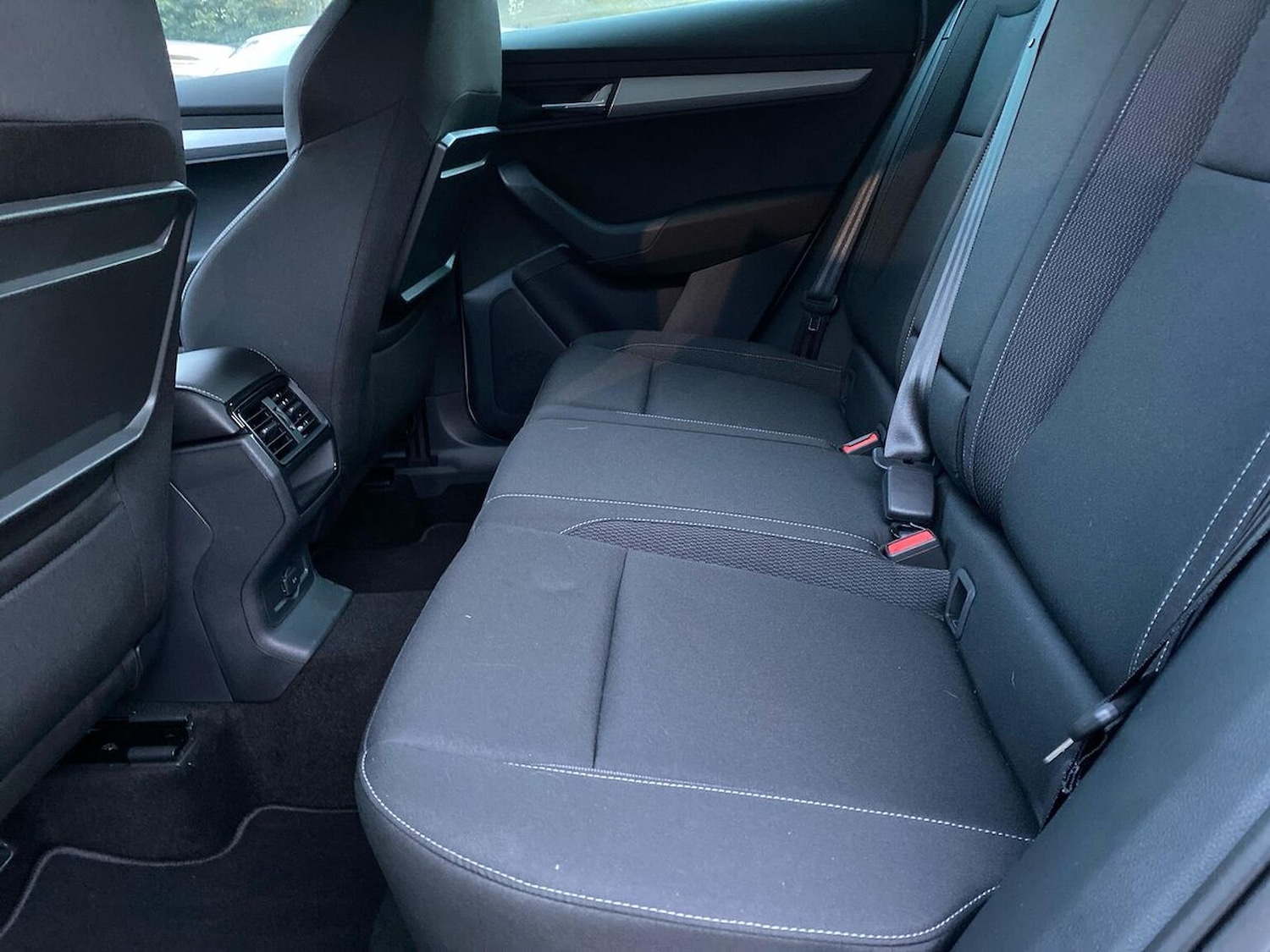 Used Skoda Karoq 2024 for sale - 76566515: Photo 16