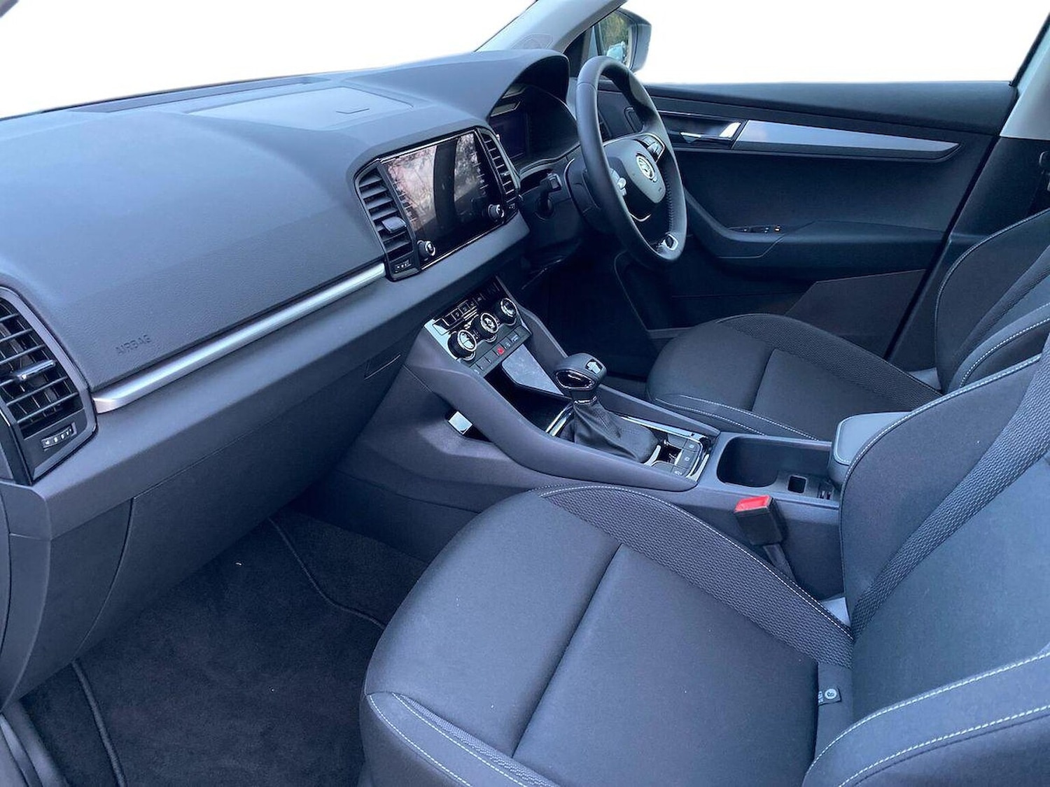 Used Skoda Karoq 2024 for sale - 76566515: Photo 7