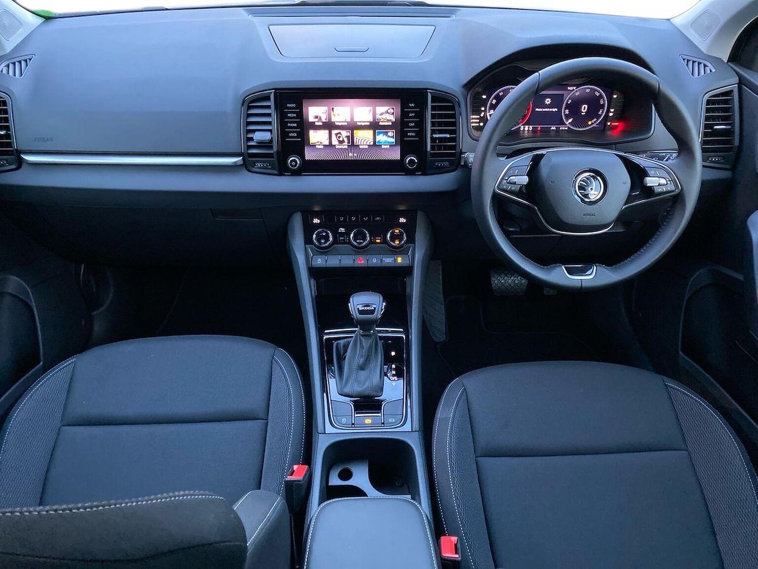 Used Skoda Karoq 2024 for sale - 76566515: Photo 8