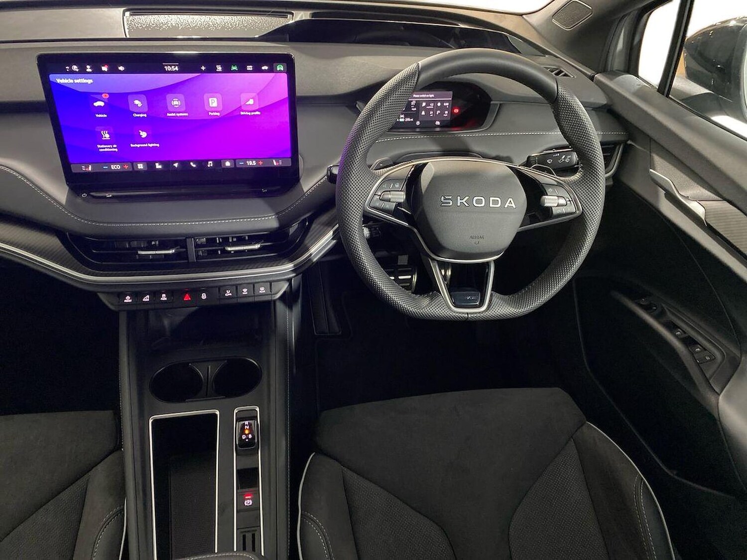 Used Skoda Enyaq 2025 for sale - 78194647: Photo 10