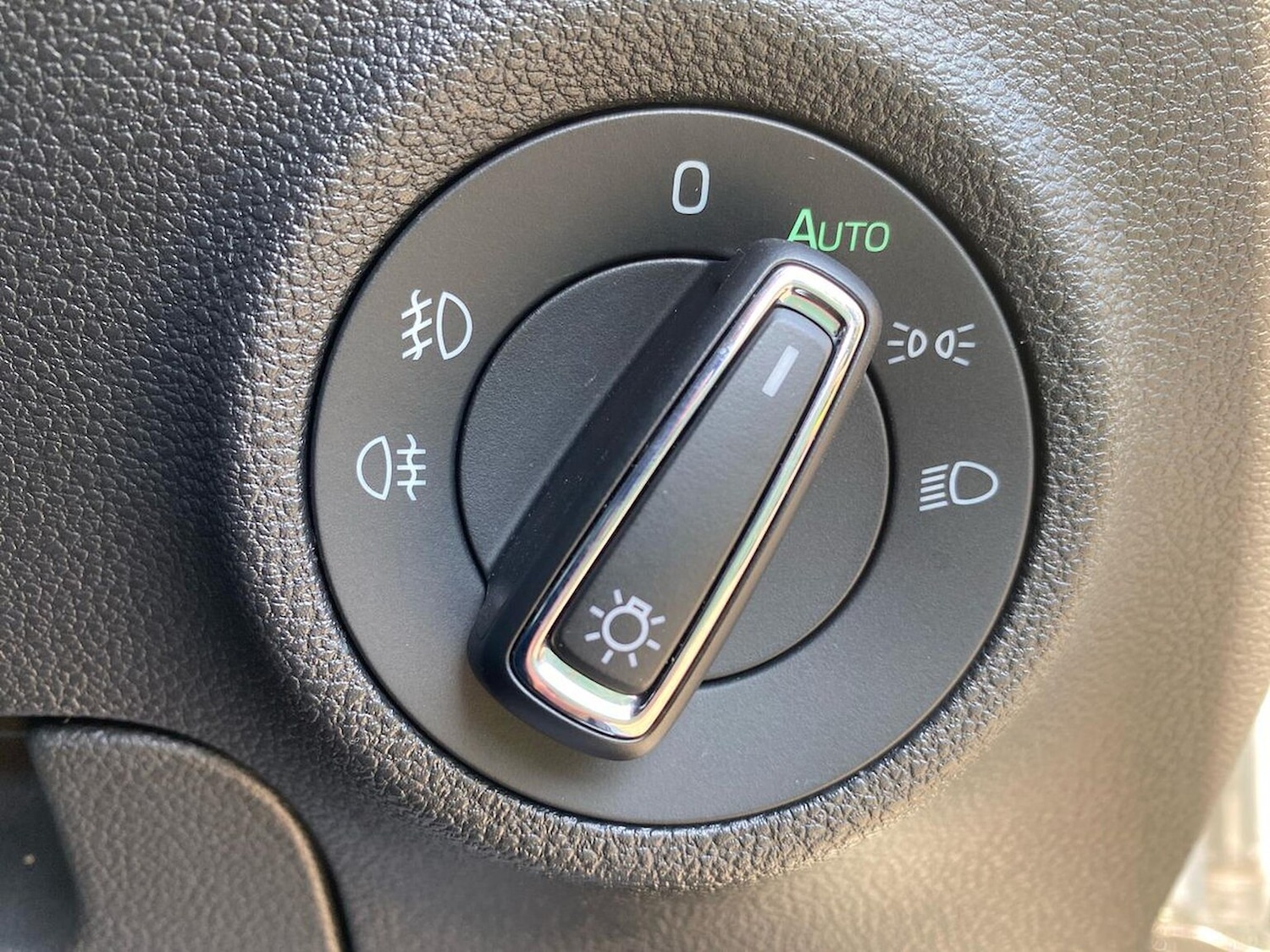 Used Skoda Karoq 2020 for sale - 78144476: Photo 30