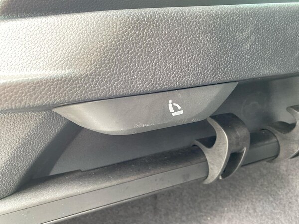 Used Skoda Karoq 2025 for sale - 76237039: Photo 24