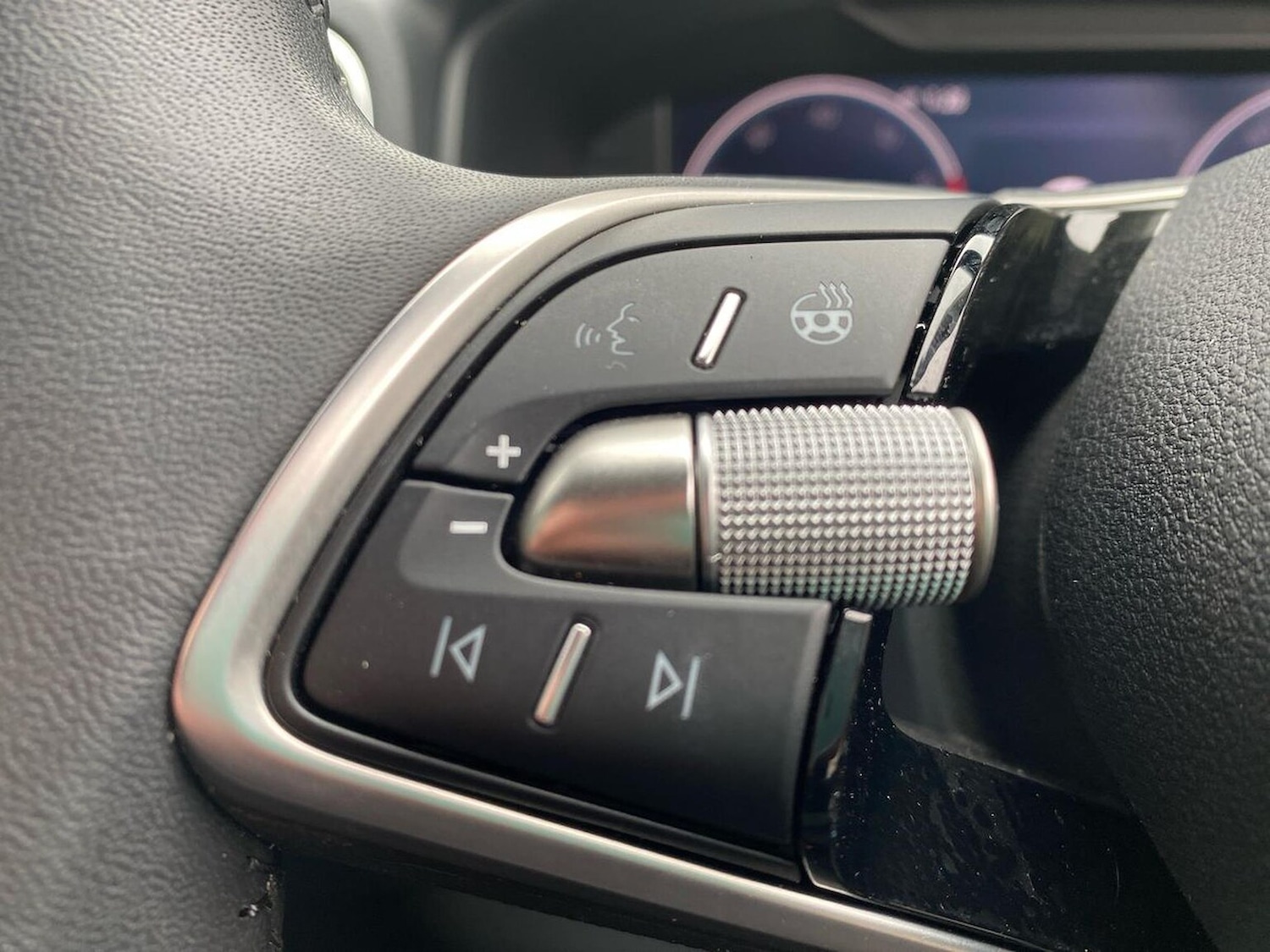 Used Skoda Karoq 2025 for sale - 76237039: Photo 27