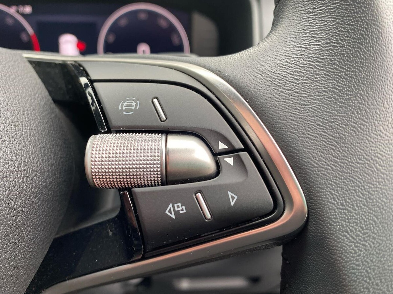 Used Skoda Karoq 2025 for sale - 76237039: Photo 28