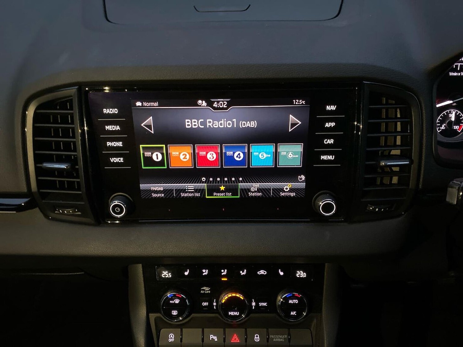 Used Skoda Karoq 2022 for sale - 76968992: Photo 12