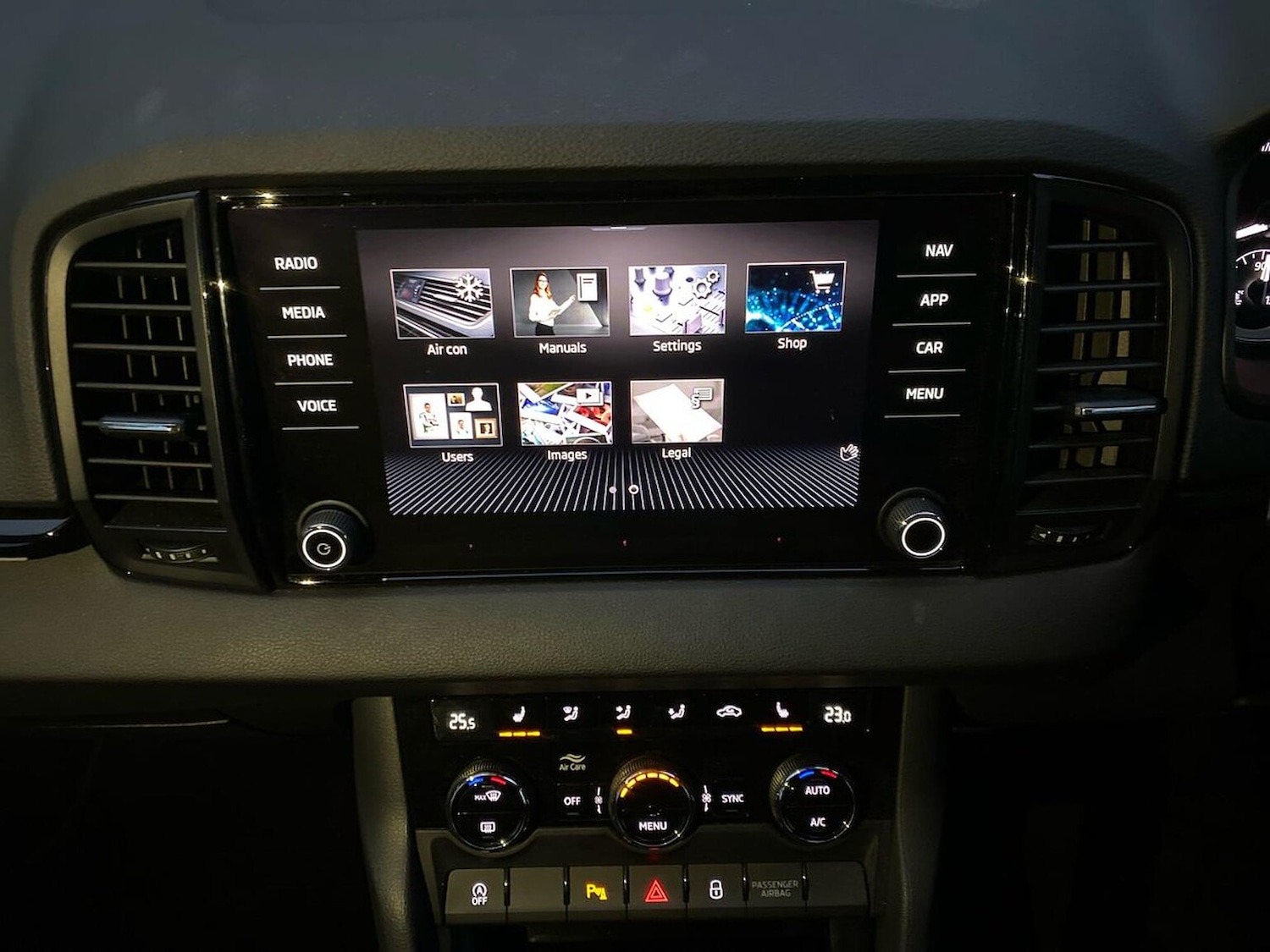 Used Skoda Karoq 2022 for sale - 76968992: Photo 47