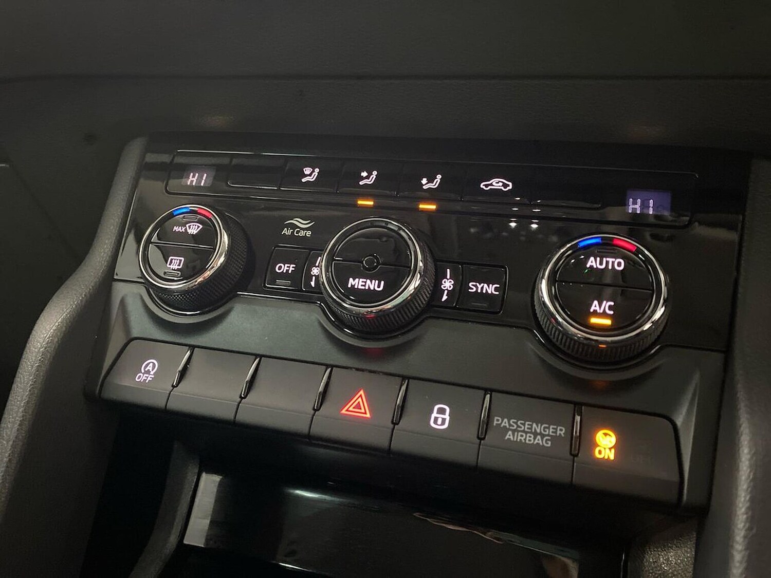 Used Skoda Karoq 2023 for sale - 78026186: Photo 12