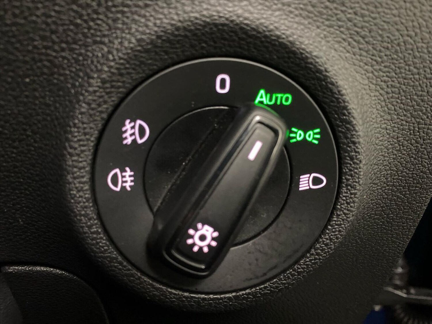 Used Skoda Karoq 2023 for sale - 78026186: Photo 30