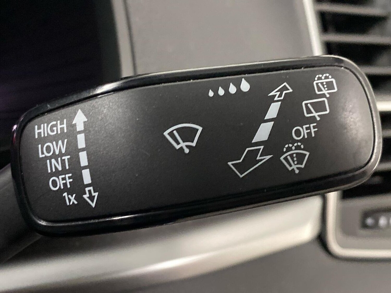 Used Skoda Karoq 2023 for sale - 78026186: Photo 35