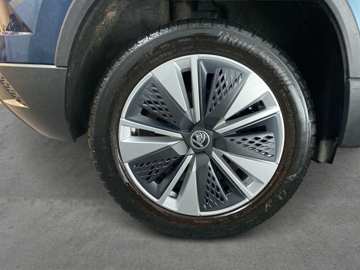 Used Skoda Karoq 2023 for sale - 78026186: Photo 6