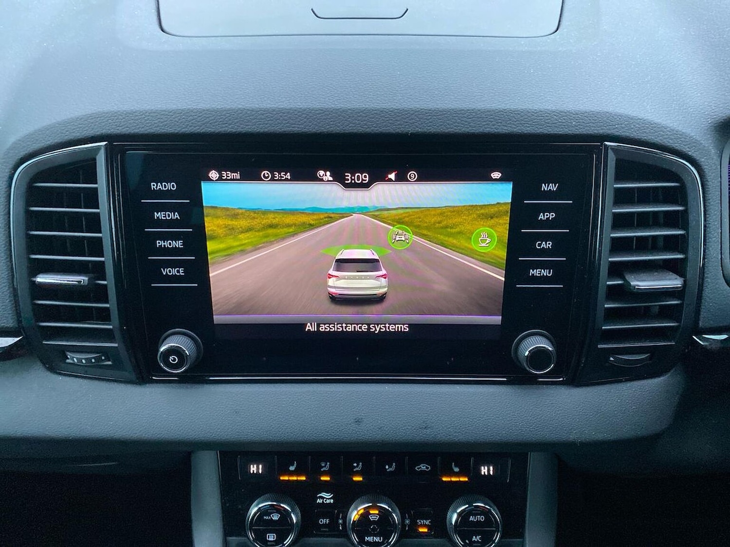 Used Skoda Karoq 2022 for sale - 77056742: Photo 27