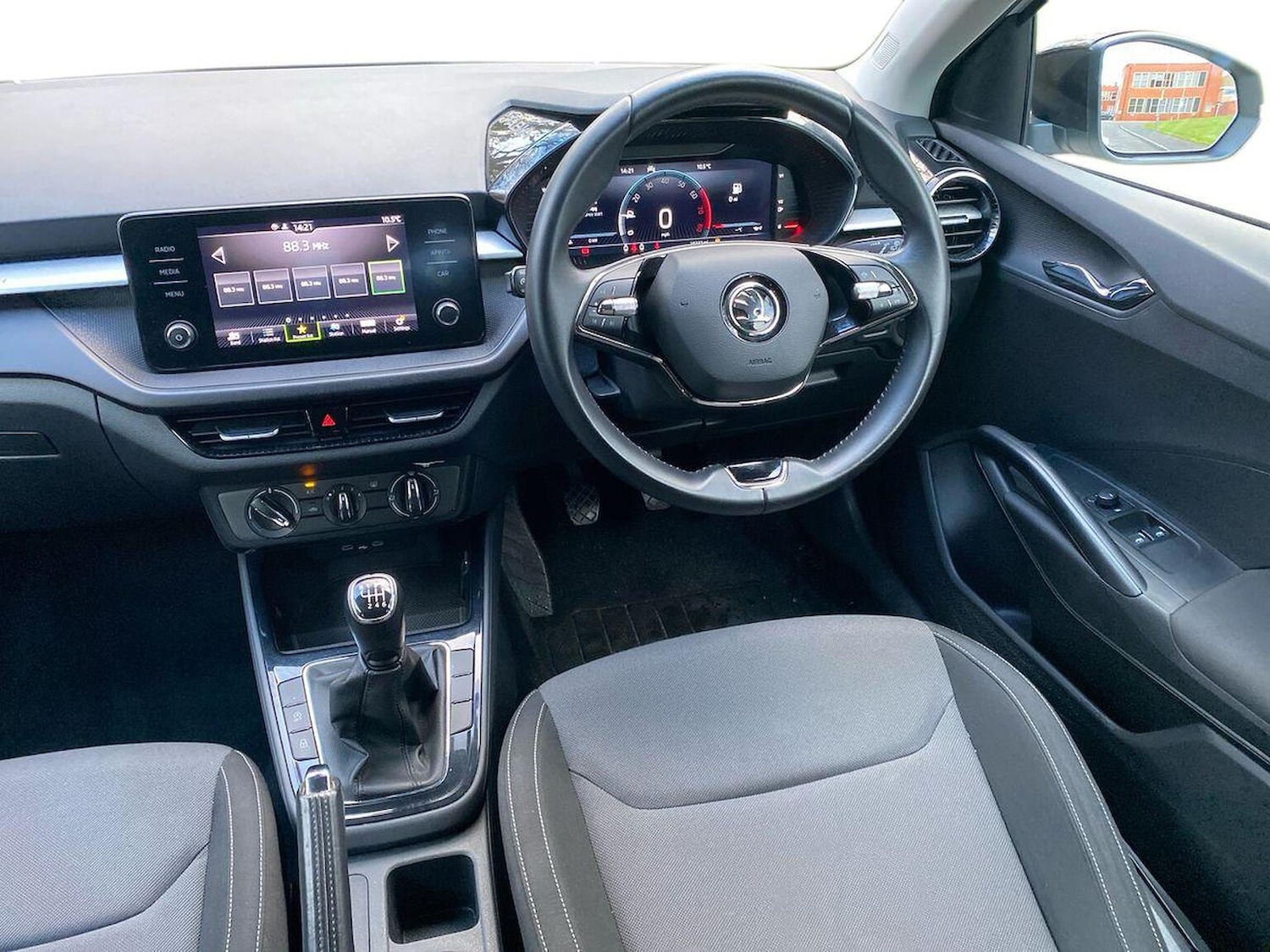 Used Skoda Fabia 2022 for sale - 76920112: Photo 9