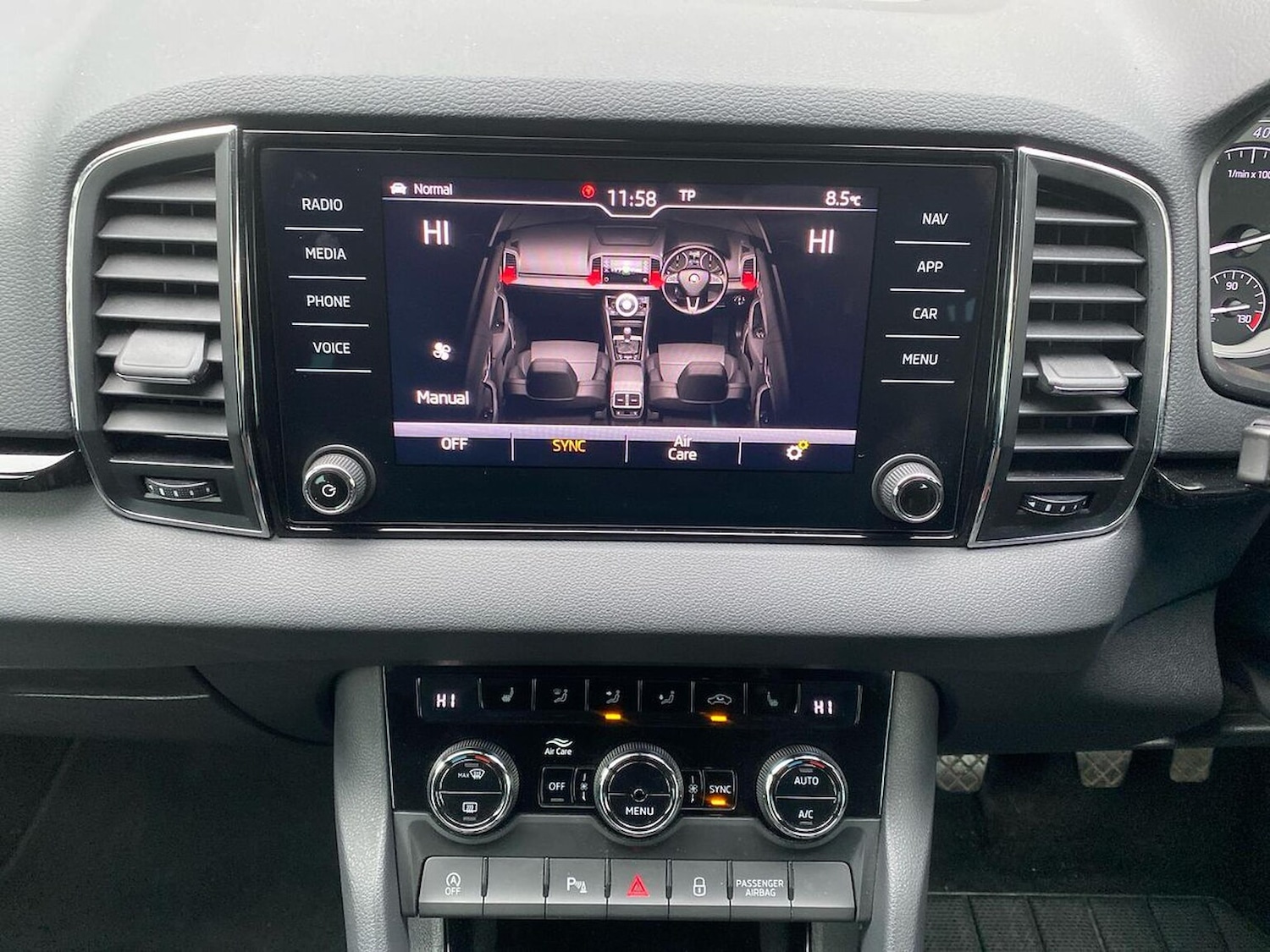 Used Skoda Karoq 2020 for sale - 77065794: Photo 15