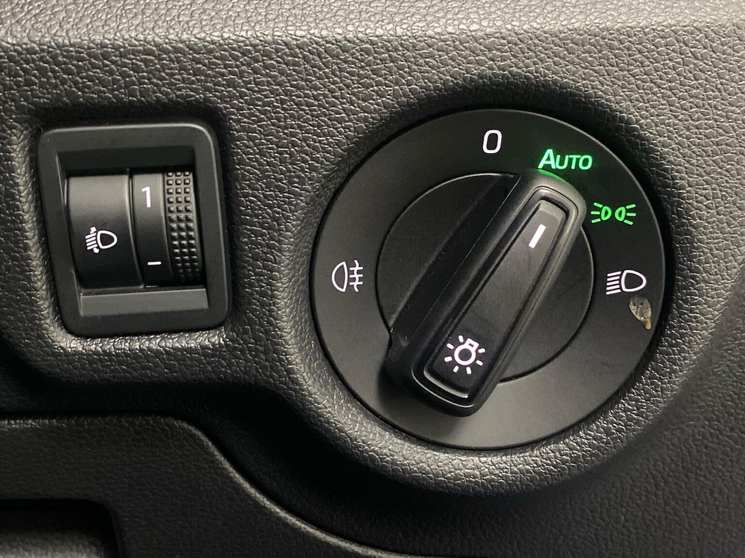 Used Skoda Kamiq 2022 for sale - 77901628: Photo 43