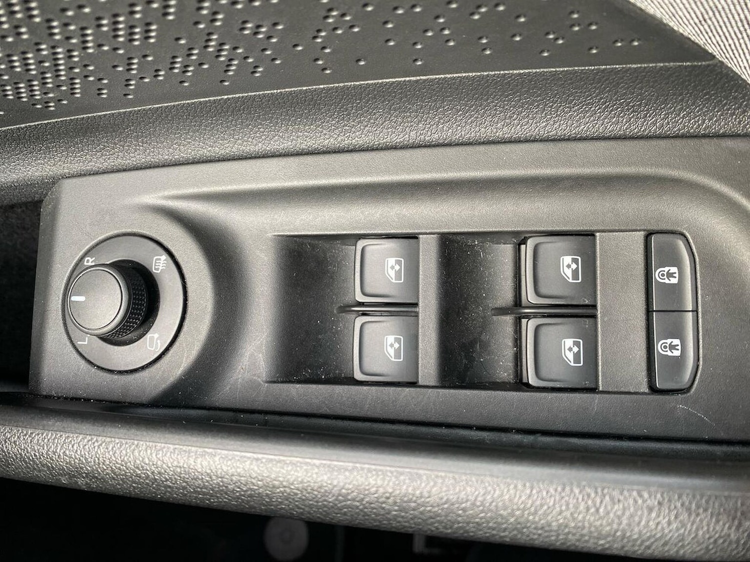 Used Skoda Enyaq 2025 for sale - 77901634: Photo 30