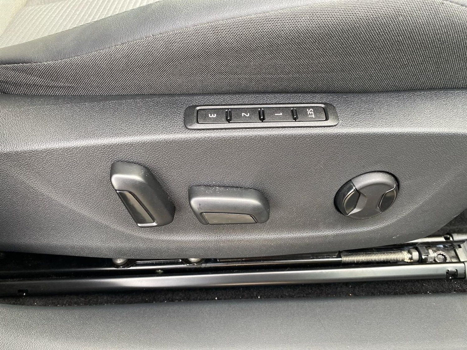 Used Skoda Enyaq 2025 for sale - 77901634: Photo 32